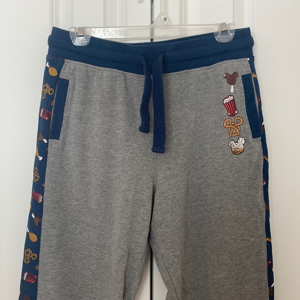 Disney Parks Snacks Joggers Size Medium